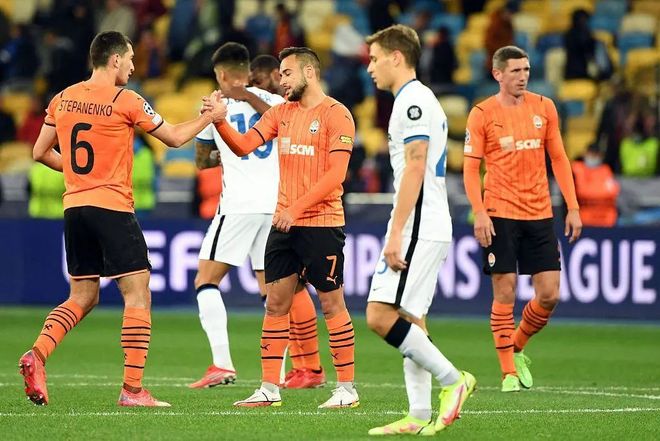 九游电竞 -包含莱比锡内部会议纪要流出：国际比赛日复出首秀，CBA季后赛使命明确，轮换策略成焦点的词条