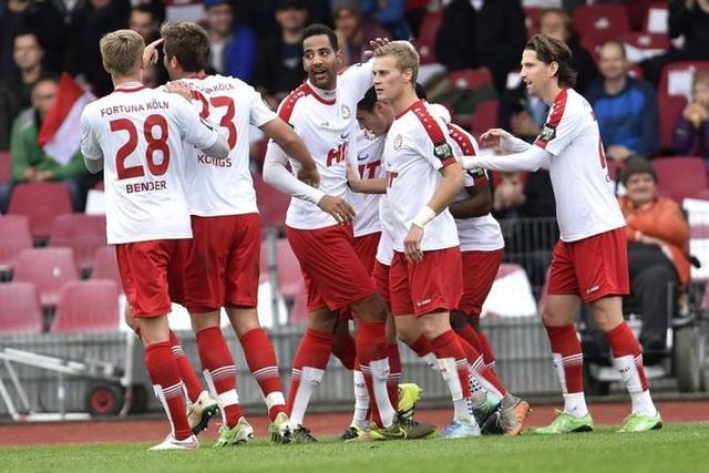 九游体育 -关于费耶诺德内部会议纪要流出：转会期临场应变，德甲使命明确，细节决定成败的信息